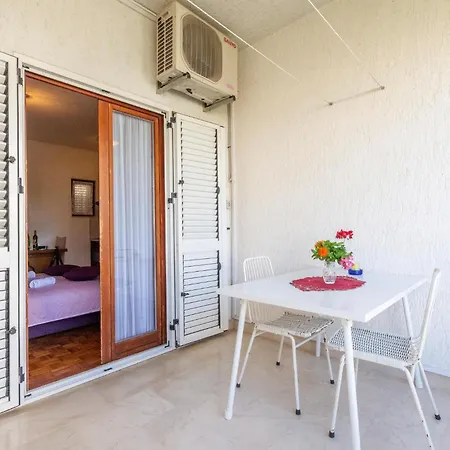 0-bedroom In Stobrec * Split