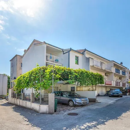 0-bedroom In Stobrec *