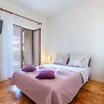 شقة 0-bedroom In Stobrec