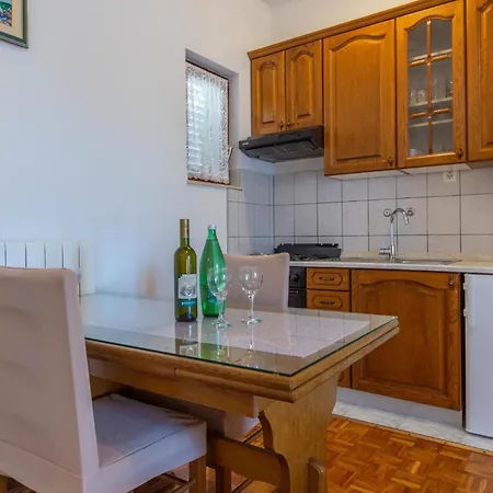 Apartament 0-bedroom In Stobrec Split