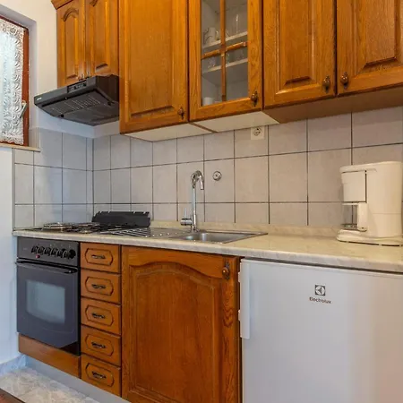 0-bedroom In Stobrec *